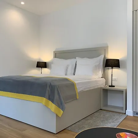 Priuli Heritage سبليت