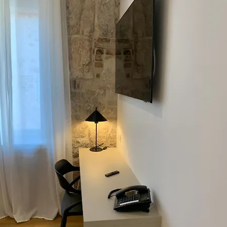 Priuli Heritage سبليت