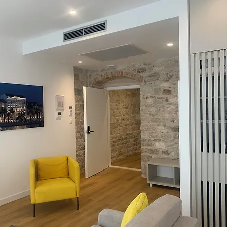 Priuli Heritage سبليت