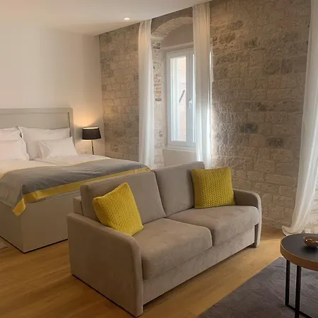 Priuli Heritage Aparthotel Split